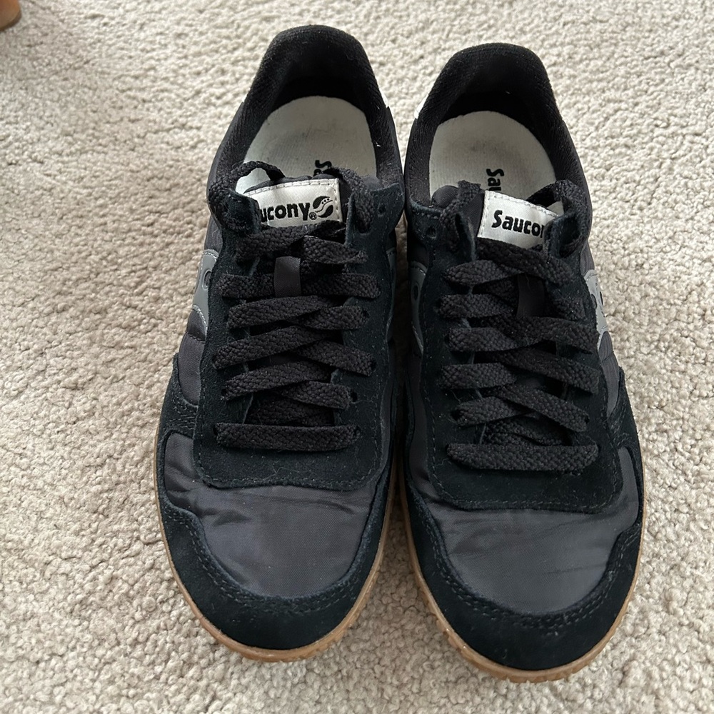 Saucony Originals Women’s Bullet. Size 6 black